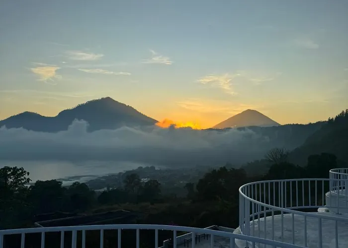 Luxe tent Tugu Bali Glamping Kubupenlokan